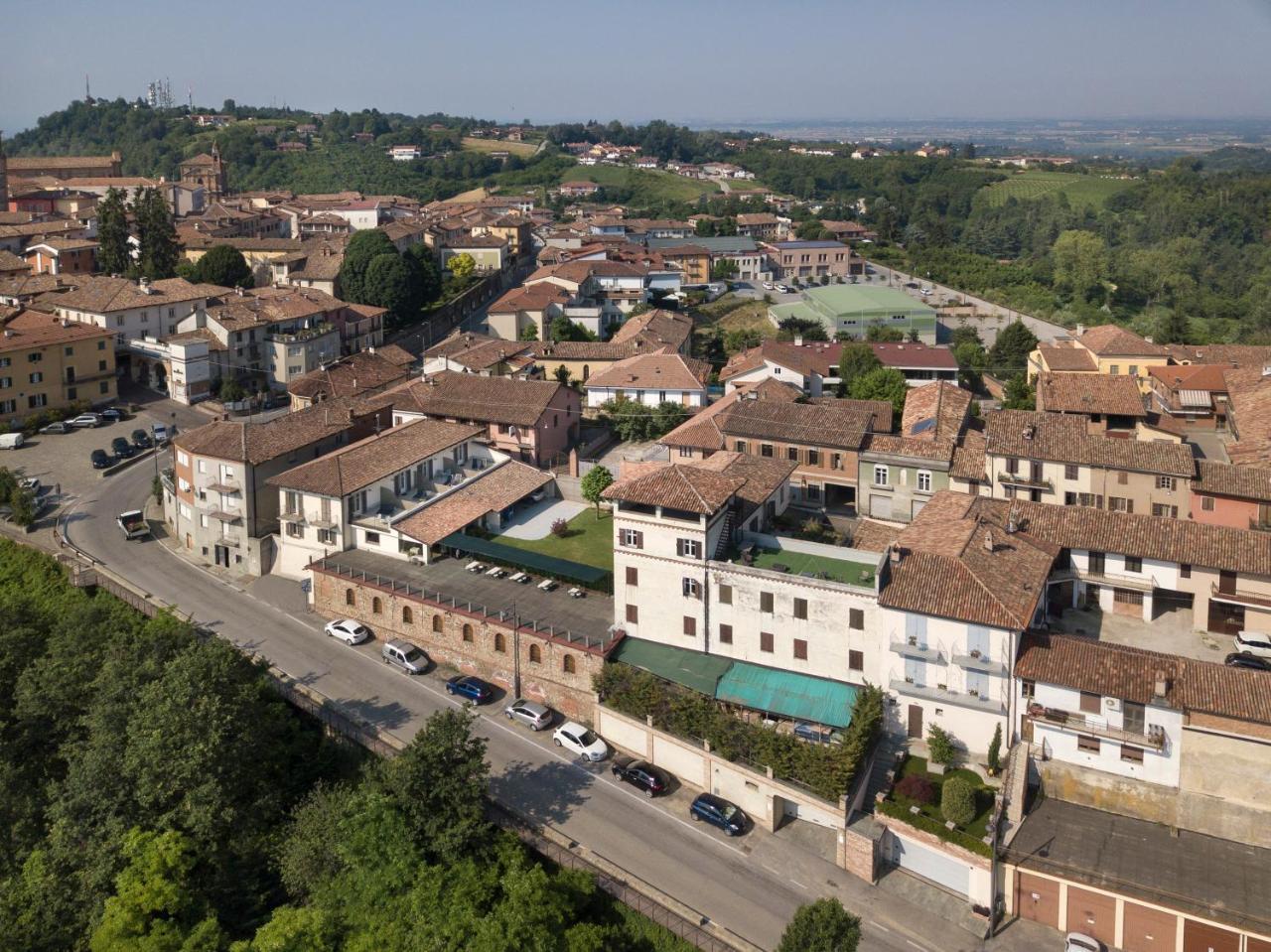 Rocche Costamagna Art Suites La Morra Exterior foto